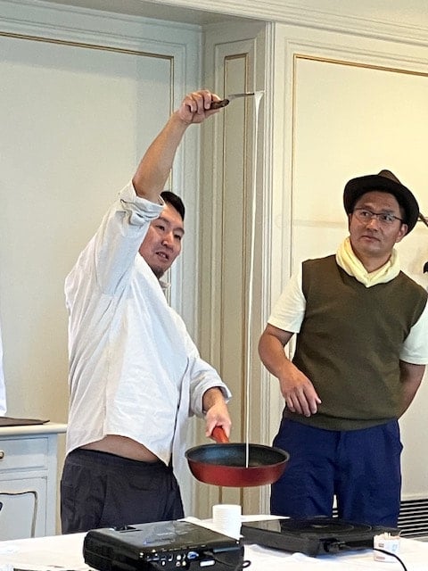 ニセコチーズ工房 近藤さんとのびるチーズ