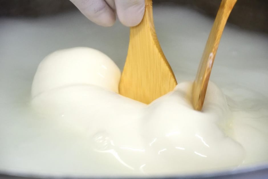 山田牧場 チーズ工房 どんどんツヤが出てくるカード