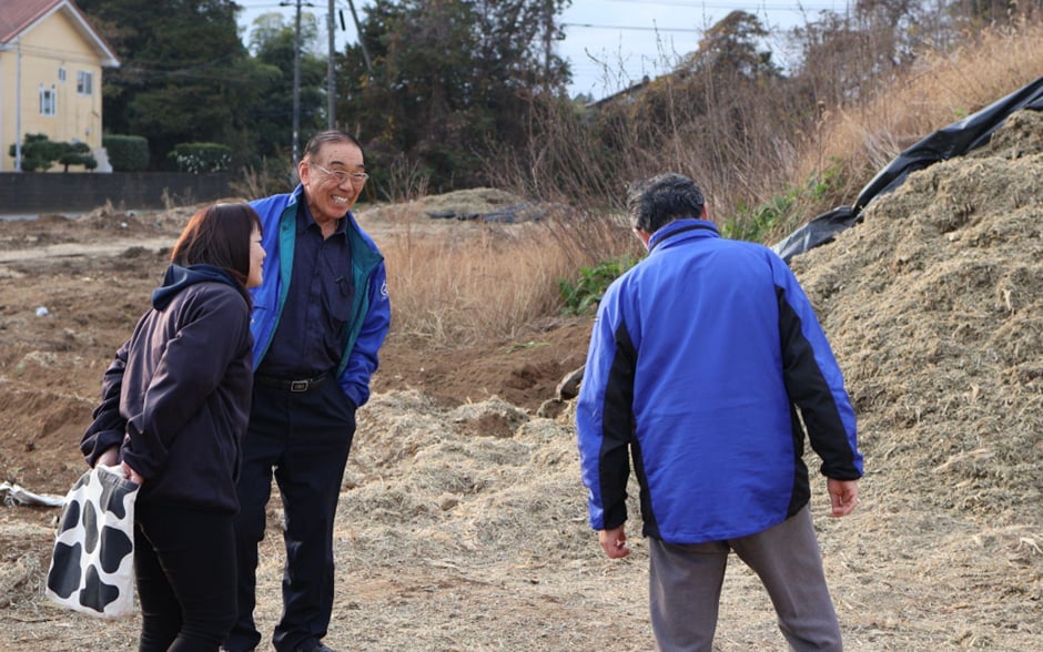 農家の未来と家族の生活を熱く語る朝倉組合長（左から２番目）