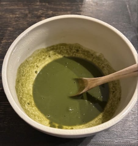 お茶をホットミルクで点ててみよう！